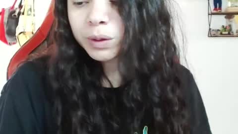 Snapshot of koranikky08 chatting on 01.08.25 Karoll online show from 01.08.25