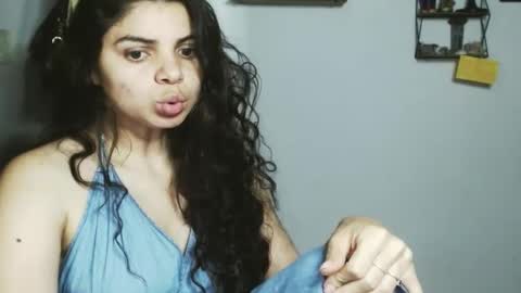 Snapshot of koranikky08 chatting on 01.23.25 Karoll online show from 01.23.25