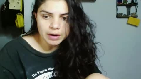 Snapshot of koranikky08 chatting on 01.26.25 Karoll online show from 01.26.25