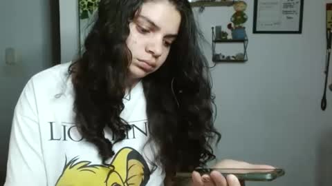 Snapshot of koranikky08 chatting on 09.09.25 Karoll online show from 09.09.25