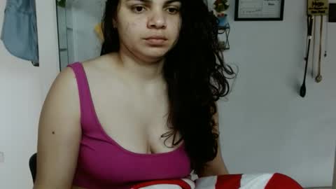 Snapshot of koranikky08 chatting on 10.05.25 Karoll online show from 10.05.25