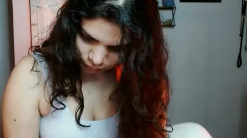 Snapshot of koranikky08 chatting on 10.15.25 Karoll online show from 10.15.25