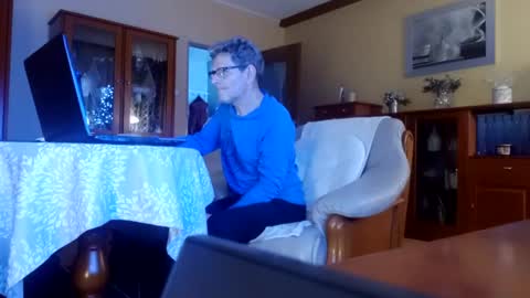 Snapshot of korek24hot chatting on 01.04.25 Korek online show from 01.04.25