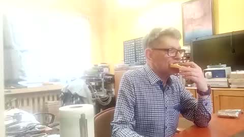 Snapshot of korek24hot chatting on 03.07.25 Korek online show from 03.07.25