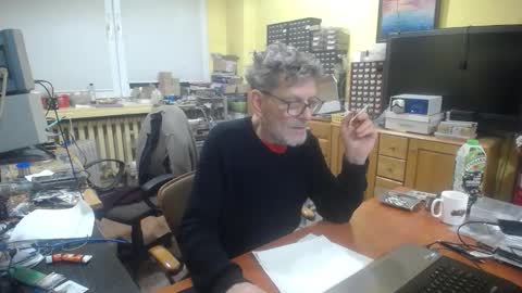 Snapshot of korek24hot chatting on 11.28.25 Korek online show from 11.28.25