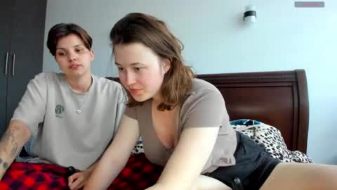 Twiix online show from 02.16.25