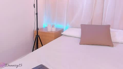 Snapshot of kosmic_21 chatting on 04.15.26 K O S M I C online show from 04.15.26