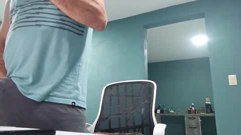 Snapshot of koto420 chatting on 12.27.24 Koto Bombon online show from 12.27.24