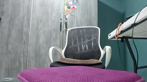 Snapshot of koto420 chatting on 01.09.26 Koto Bombon online show from 01.09.26