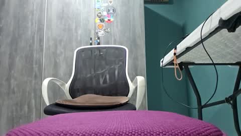 Snapshot of koto420 chatting on 02.03.26 Koto Bombon online show from 02.03.26