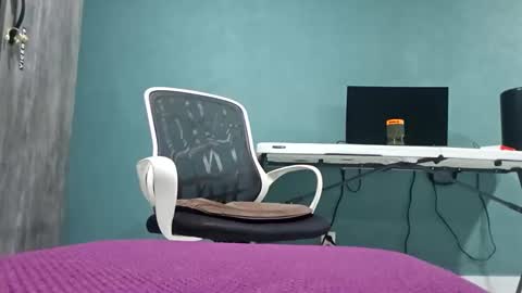 Snapshot of koto420 chatting on 02.17.26 Koto Bombon online show from 02.17.26