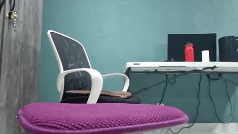 Snapshot of koto420 chatting on 02.18.26 Koto Bombon online show from 02.18.26