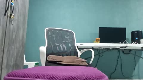 Snapshot of koto420 chatting on 03.03.26 Koto Bombon online show from 03.03.26