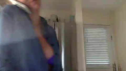 koyoteej online show from 03.01.25