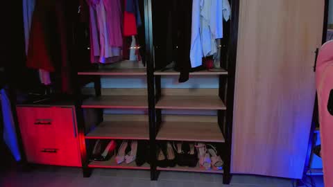 Khloe online show from 12.22.25