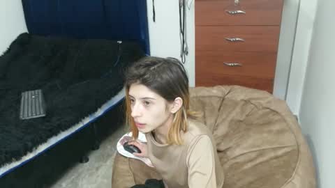 kratos_and_afrodita online show from 10.11.25