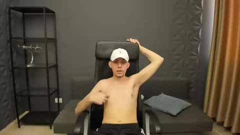 KrewVaughn online show from 03.13.26