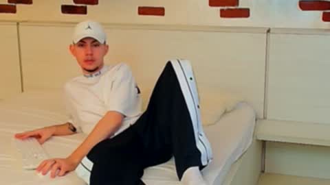 KrewVaughn online show from 03.16.26