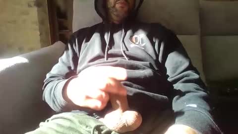 Snapshot of krime59100 chatting on 10.14.25 krime59100 online show from 10.14.25