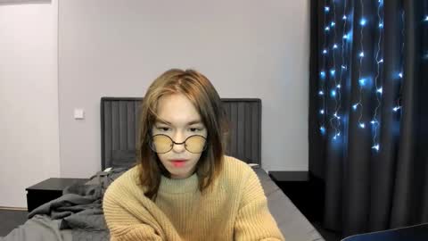 krisfemboy online show from 01.08.26