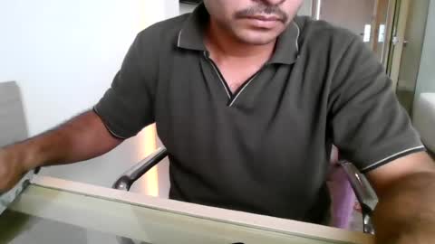 Snapshot of krishna21332 chatting on 07.04.26 Indian big dick sexy .. online show from 07.04.26