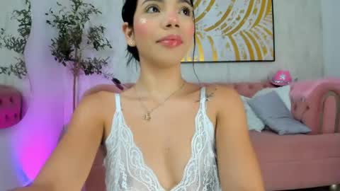 Snapshot of krissi_latore chatting on 05.16.26 Krisstine online show from 05.16.26