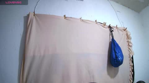 krissone online show from 03.17.26