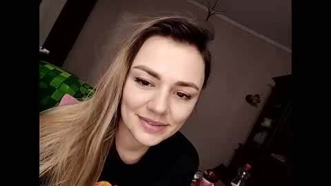 Snapshot of krisssexi chatting on 01.14.25 KrissSexi online show from 01.14.25