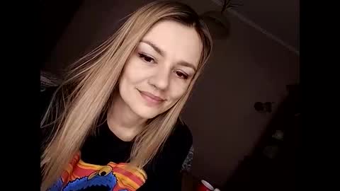 Snapshot of krisssexi chatting on 02.25.25 KrissSexi online show from 02.25.25