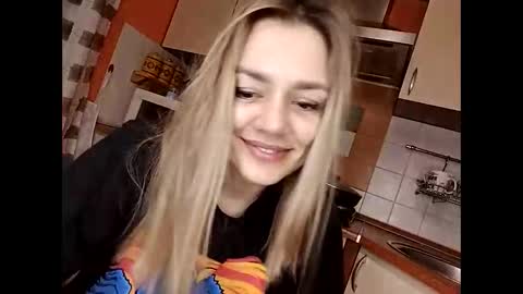 Snapshot of krisssexi chatting on 02.28.25 KrissSexi online show from 02.28.25