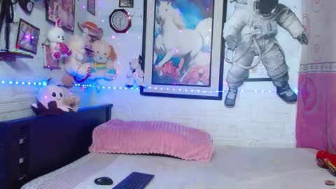 krisstal703358 online show from 02.10.26