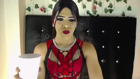 Snapshot of kristal_queen01 chatting on 05.29.26 kristal_queen01 online show from 05.29.26