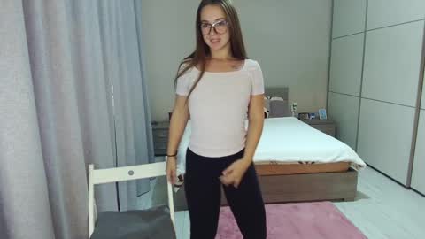 twitter    Annemarye 23 online show from 10.02.25