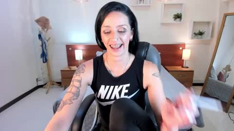 Sophia online show from 01.28.25