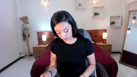 Sophia online show from 02.12.25