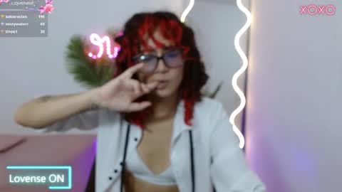 Snapshot of kristen_tay chatting on 03.03.25 kristen_tay online show from 03.03.25
