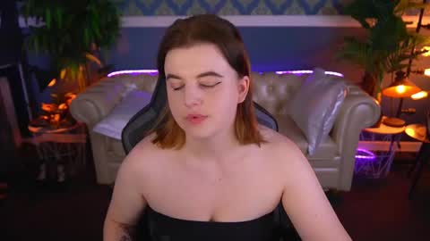 kristifoxy online show from 05.18.26