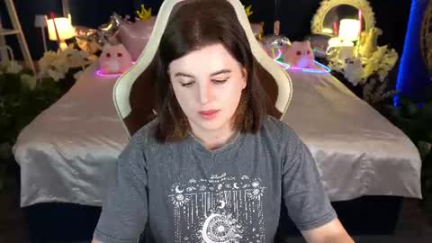 Snapshot of kristifoxy chatting on 06.14.26 kristifoxy online show from 06.14.26