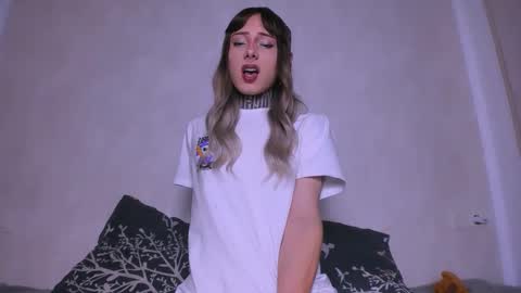 kristina online show from 10.16.25