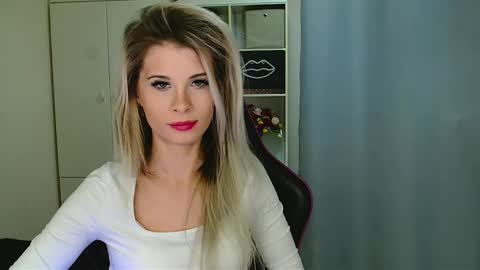 KristineAmore online show from 01.13.26