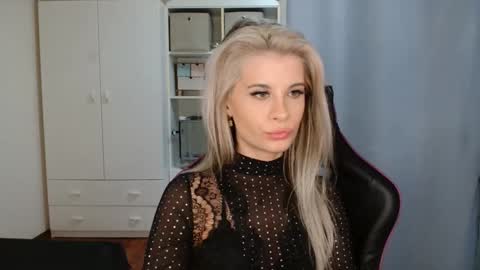 KristineAmore online show from 03.30.26