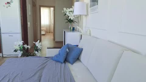 Kristi online show from 04.13.26