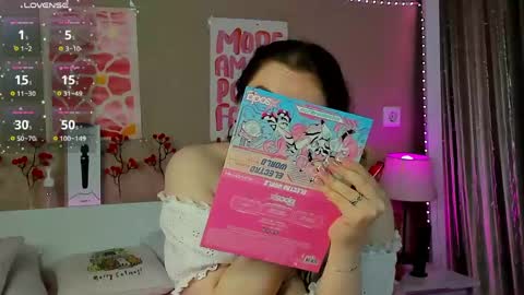 Snapshot of kristy_na_ chatting on 05.22.26 Kristina online show from 05.22.26