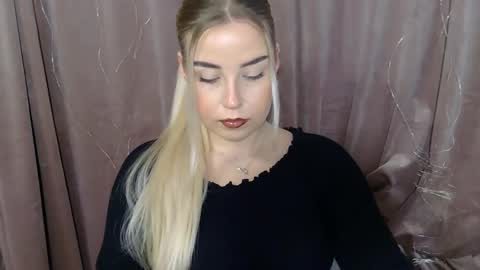 KristyFlowers online show from 12.17.24