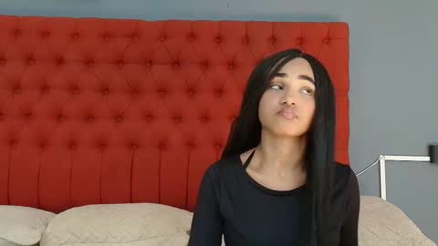 Cristina online show from 11.23.25