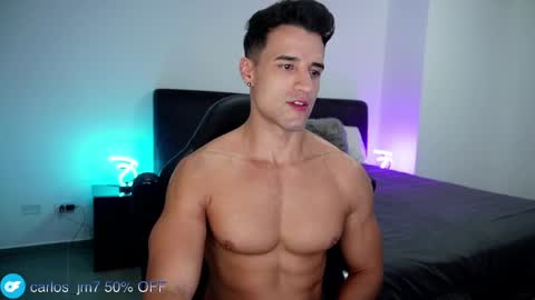 Snapshot of krops_ chatting on 01.12.25 KROPS online show from 01.12.25