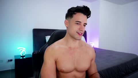 Snapshot of krops_ chatting on 03.09.25 KROPS online show from 03.09.25