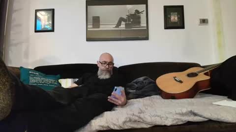 Snapshot of krummersaebel chatting on 02.21.25 krummersaebel online show from 02.21.25