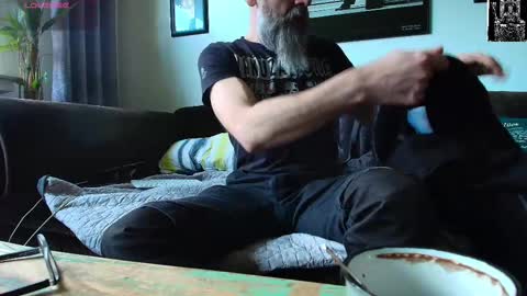 Snapshot of krummersaebel chatting on 02.26.25 krummersaebel online show from 02.26.25