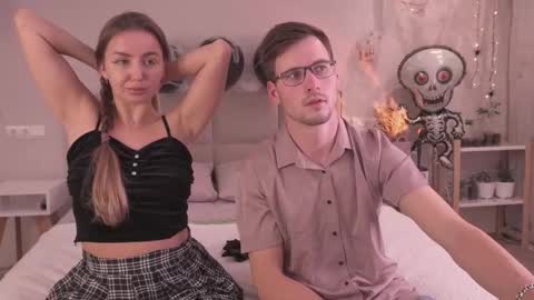 Snapshot of krutfrut chatting on 10.25.25 Fluffy and Krut online show from 10.25.25